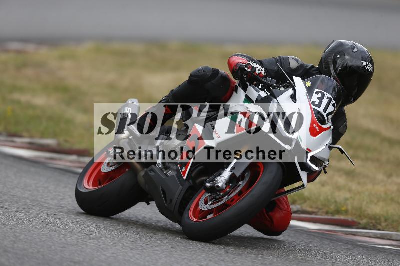 /32 07.07.2025 Plüss Moto Sport ADR/Einsteiger/312